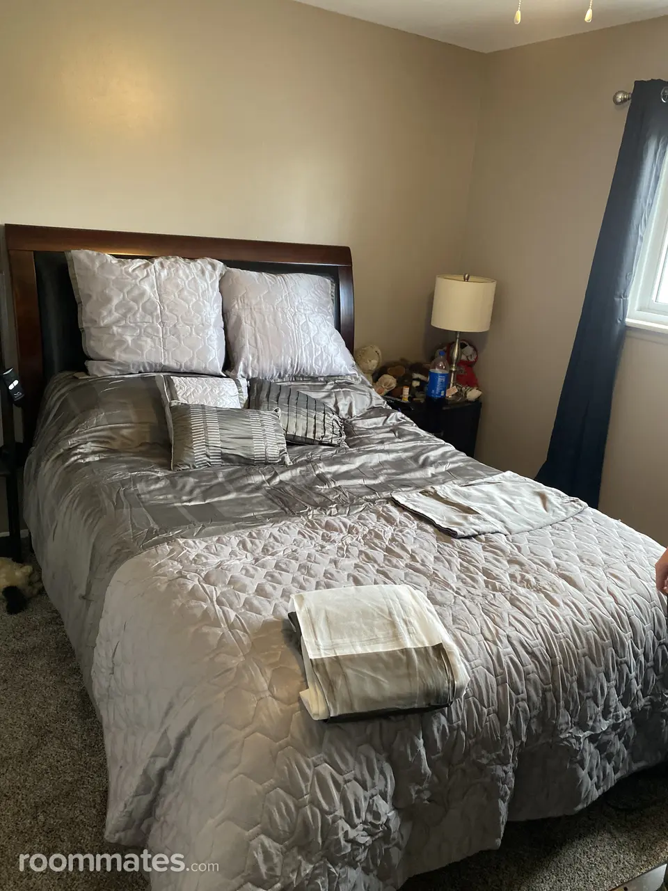 Profile photo 2 of 3