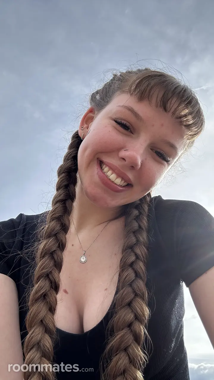 Profile photo 3 of 5