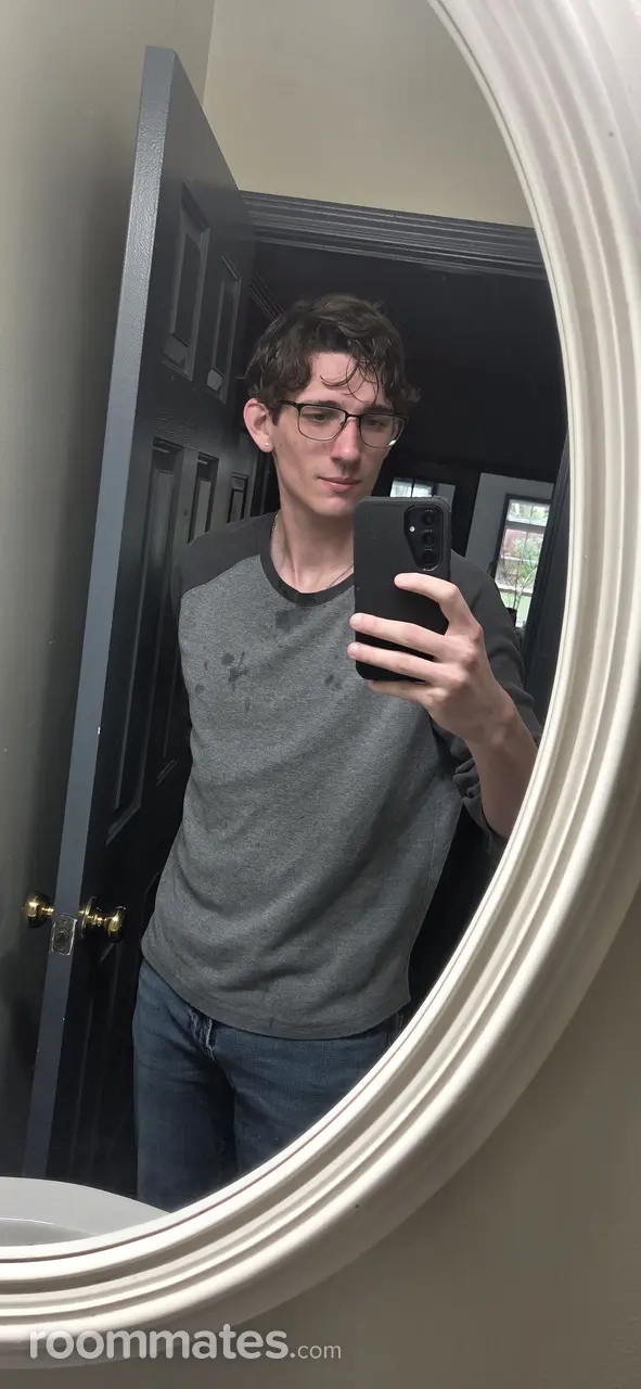 Profile photo 5 of 5