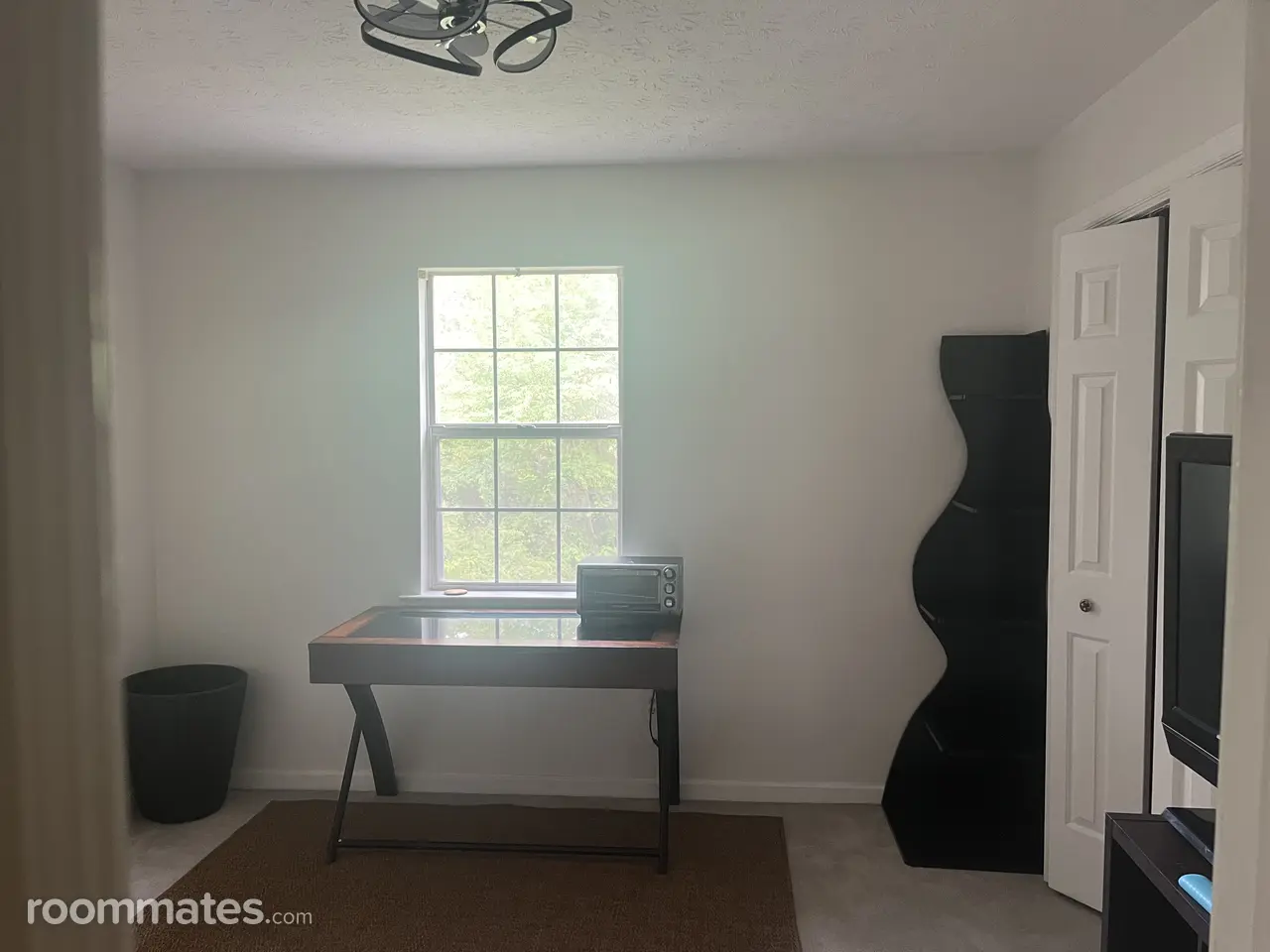 Profile photo 6 of 14