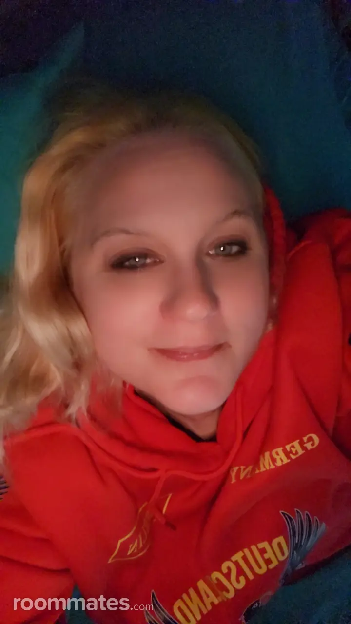 Profile photo 3 of 4