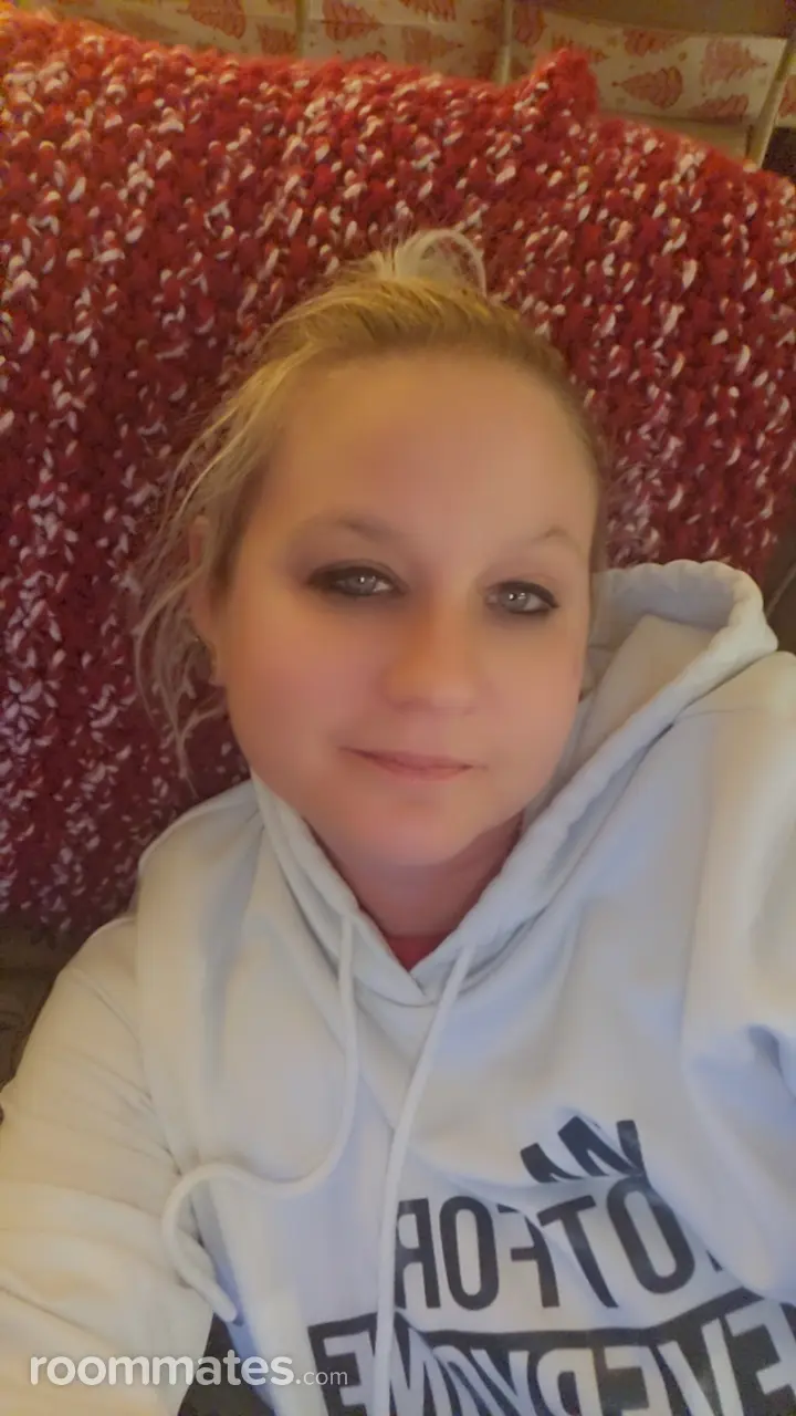 Profile photo 4 of 4