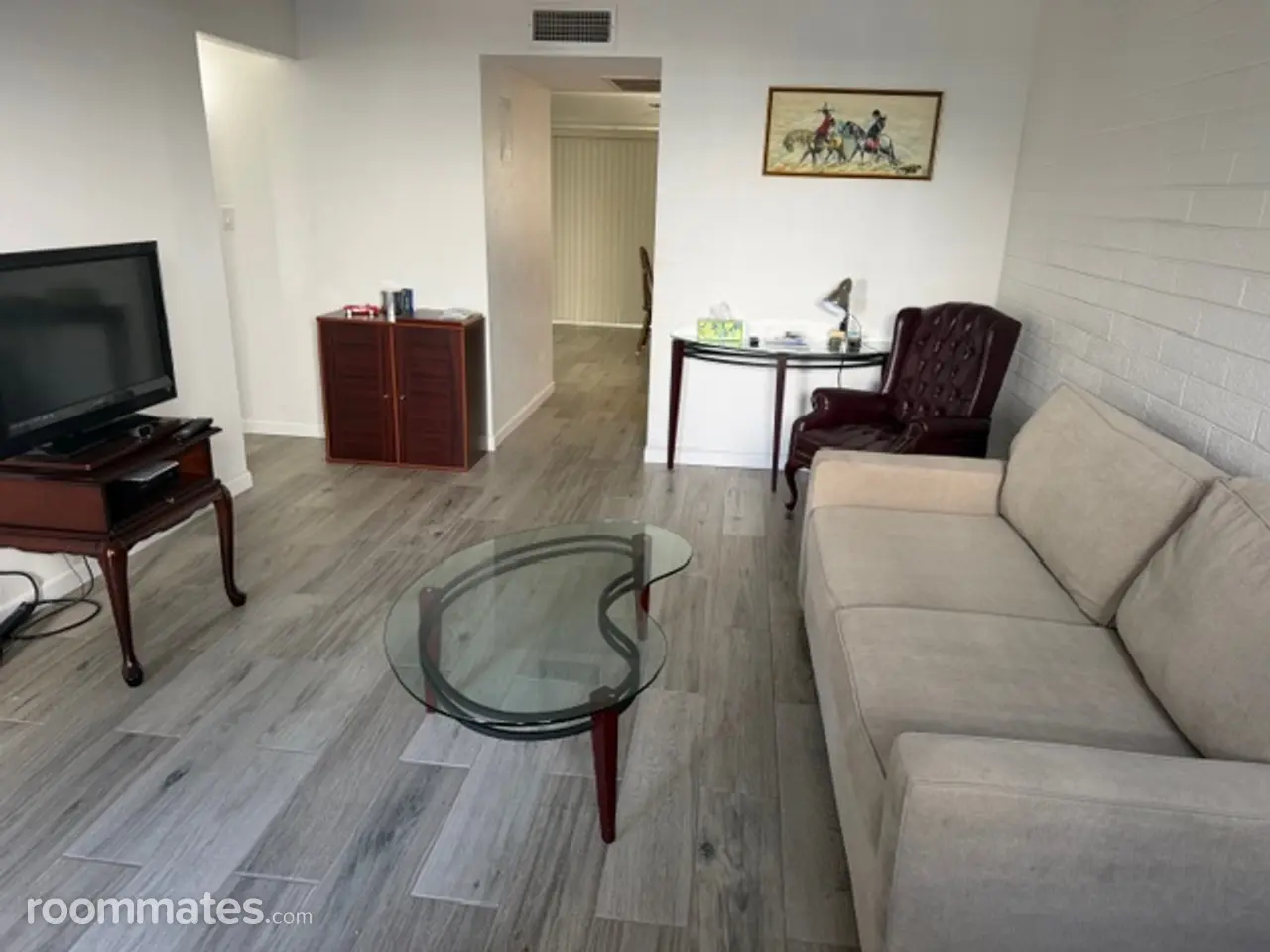 Profile photo 4 of 9