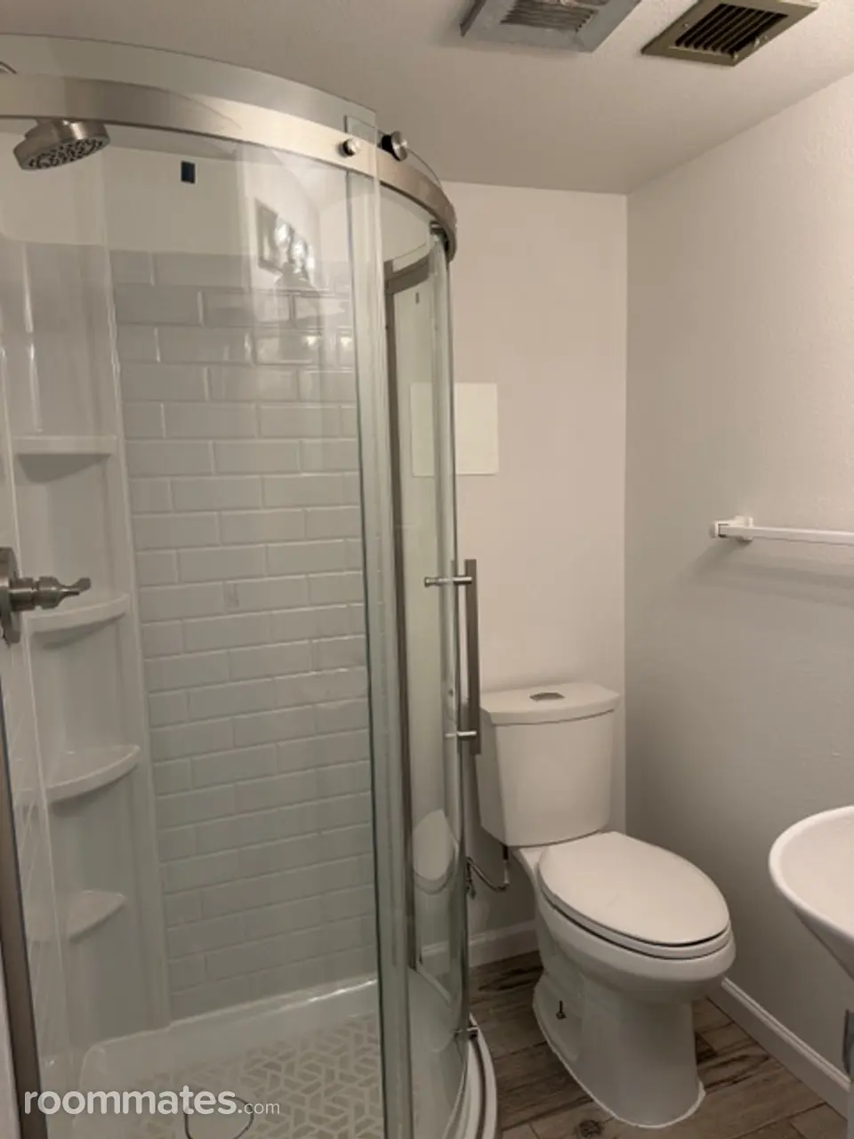 Profile photo 7 of 9