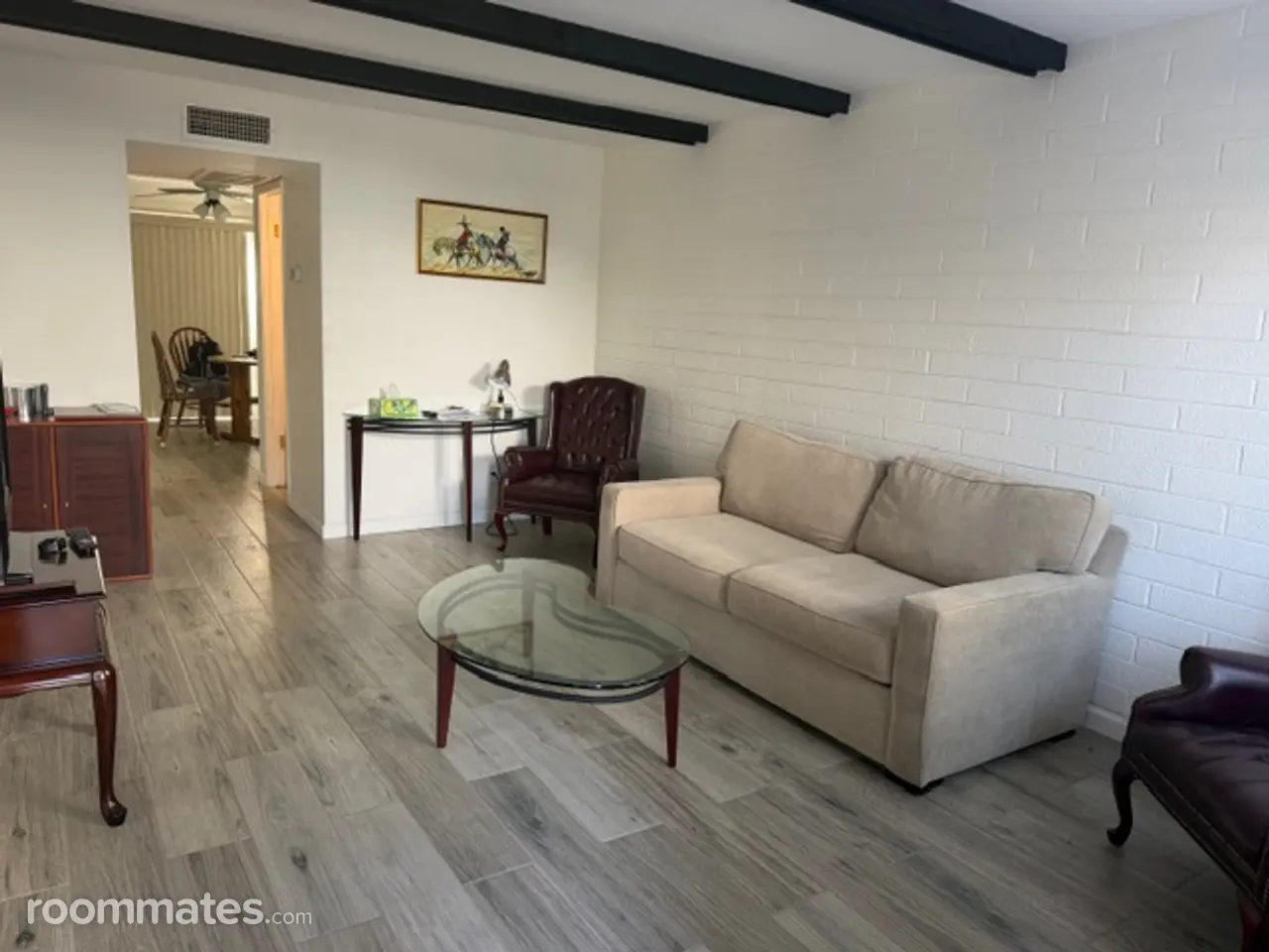 Profile photo 1 of 9