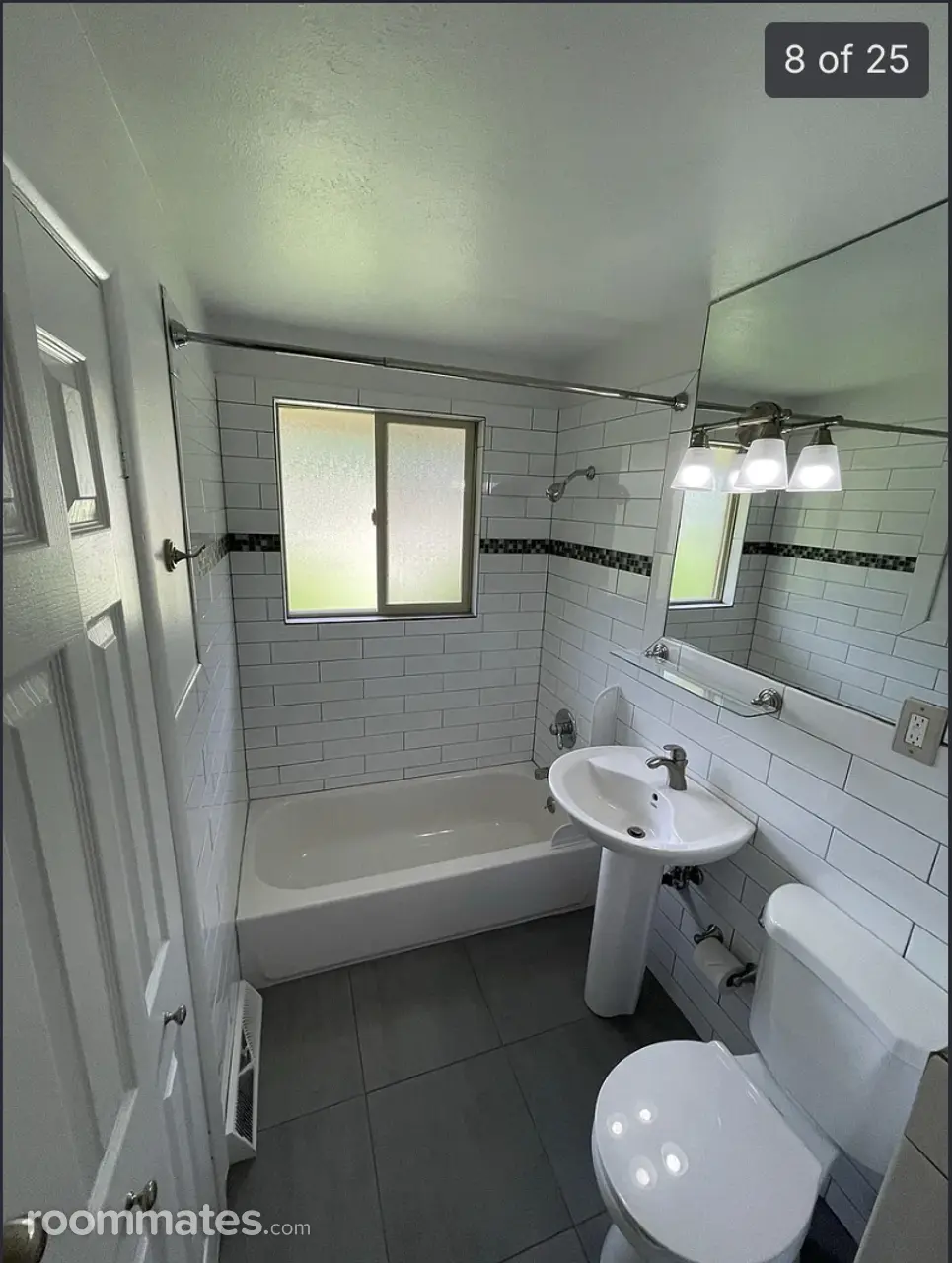 Profile photo 9 of 11