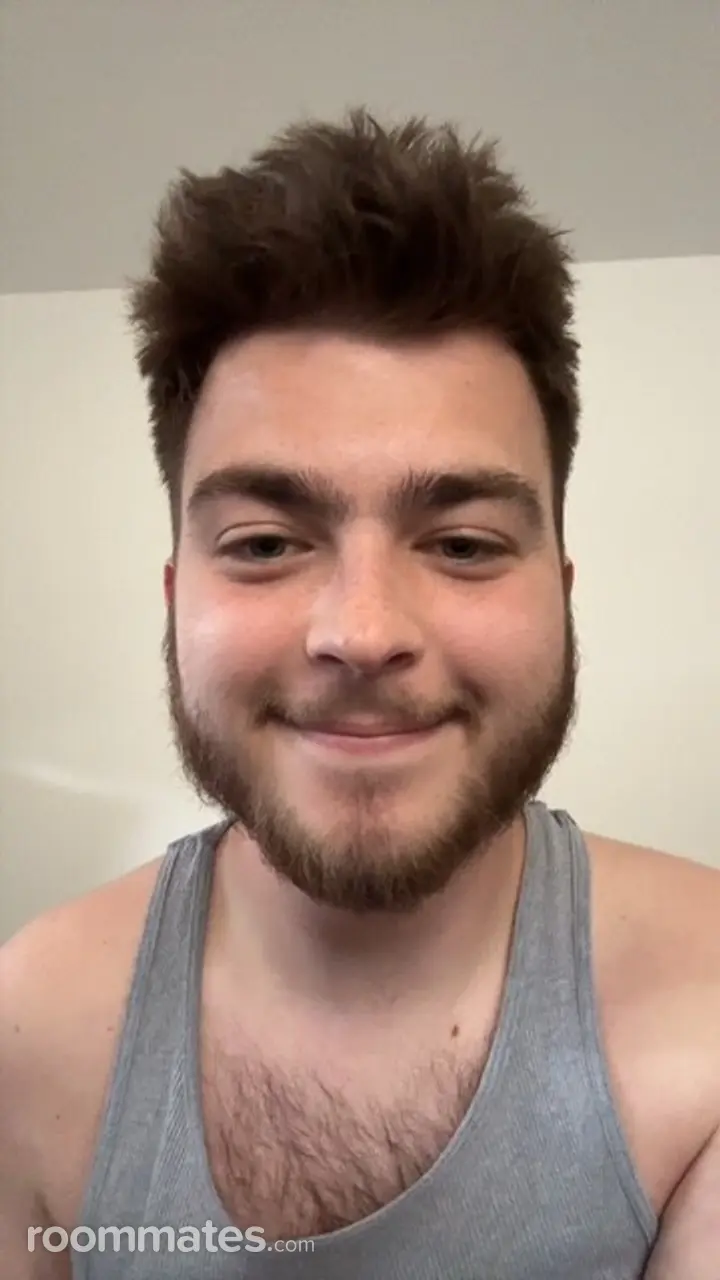 Profile photo 7 of 7