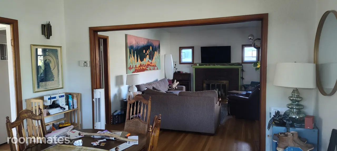 Profile photo 6 of 8