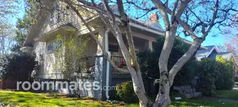 Room for rent in Portland, OR $800, house