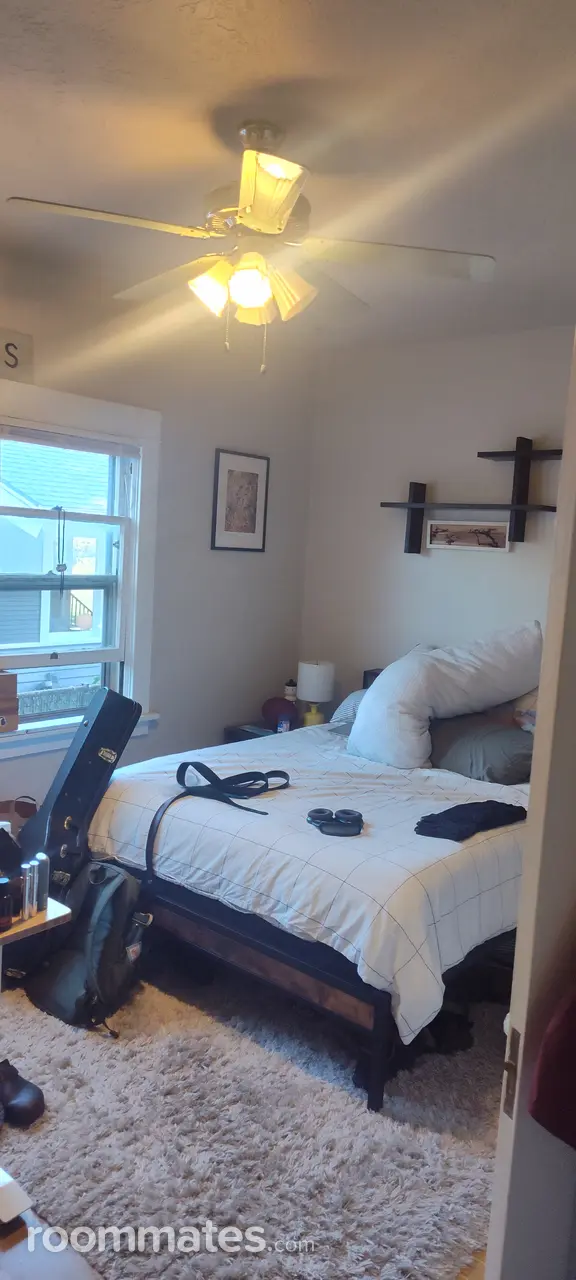 Profile photo 2 of 8