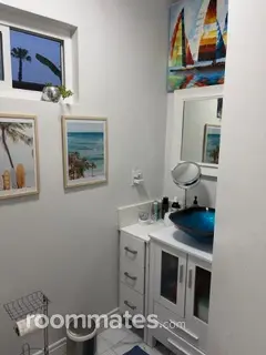 Room for rent in Oceanside, CA $1350, house