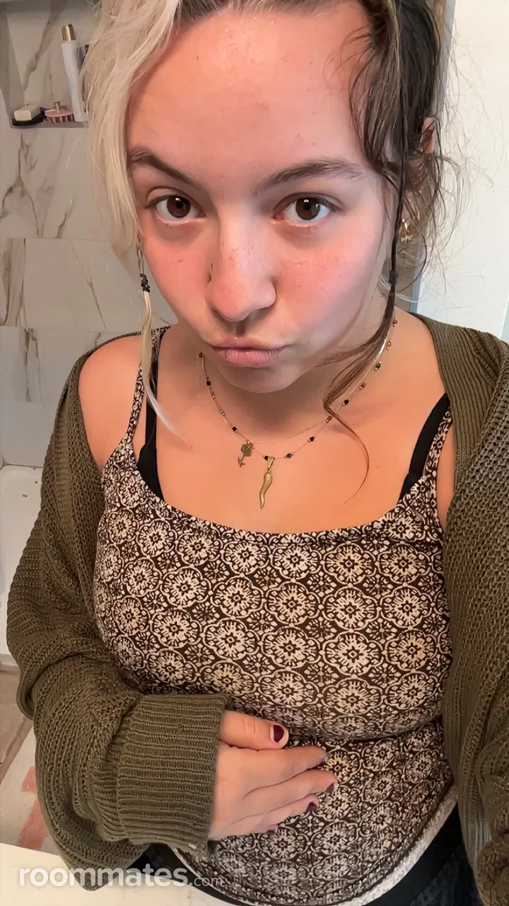 Profile photo 1 of 4