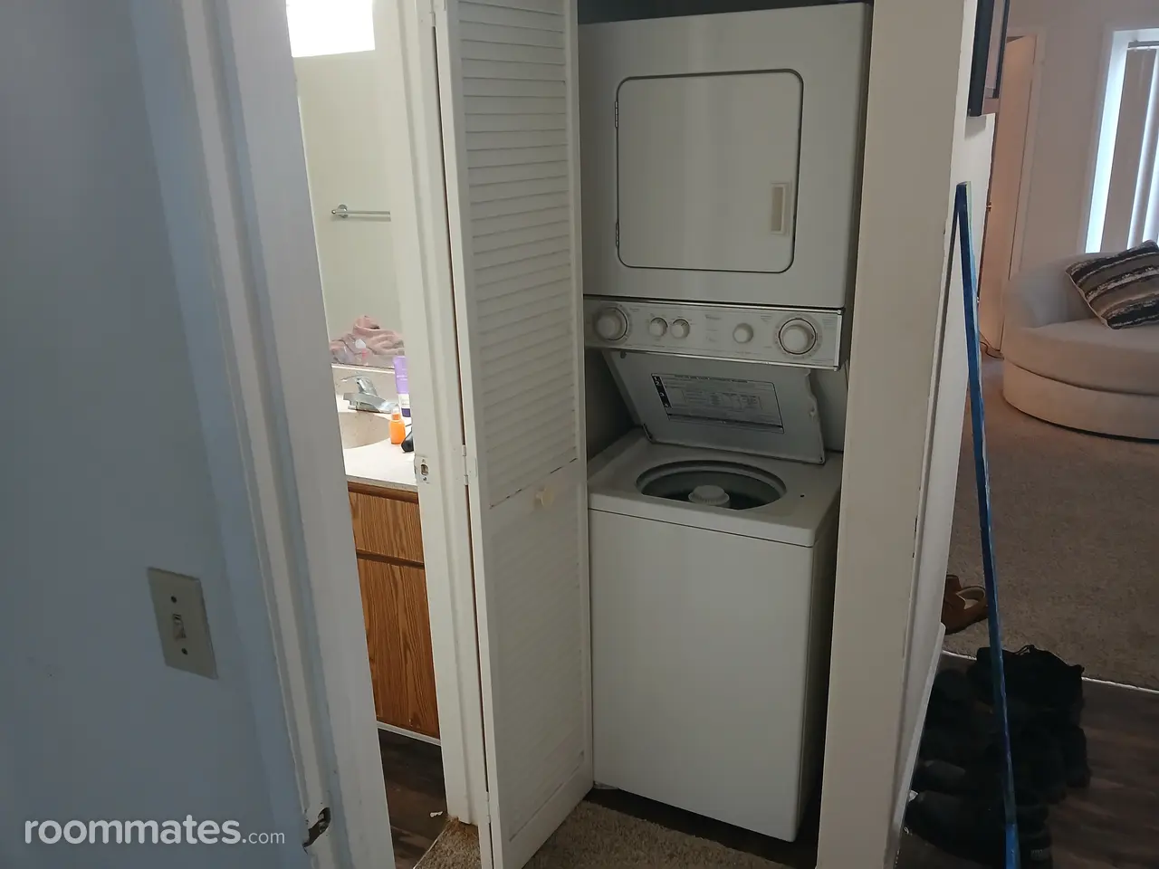 Profile photo 3 of 4