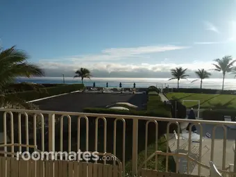 Room for rent in Palm Beach, FL $1800, condo