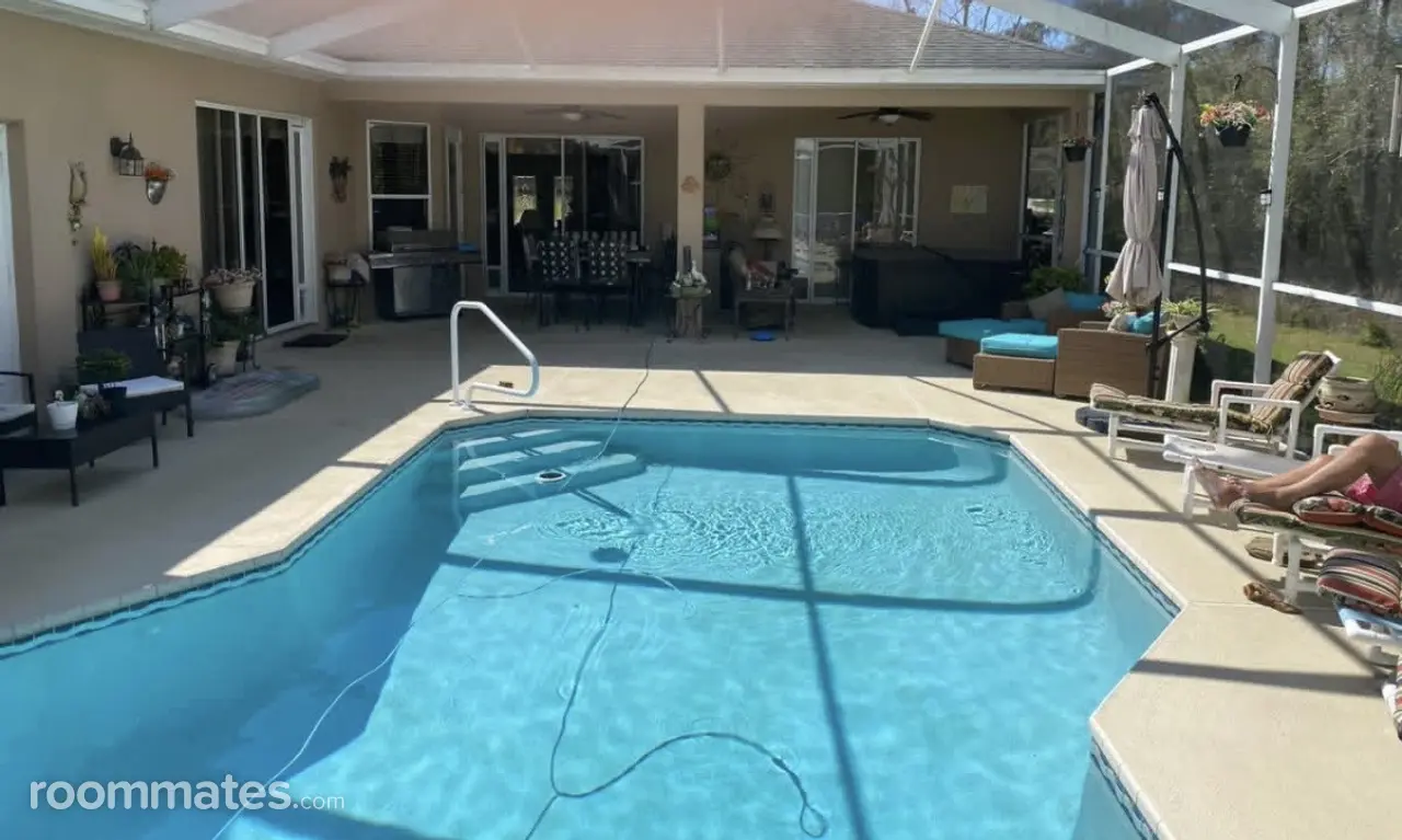 Profile photo 9 of 15