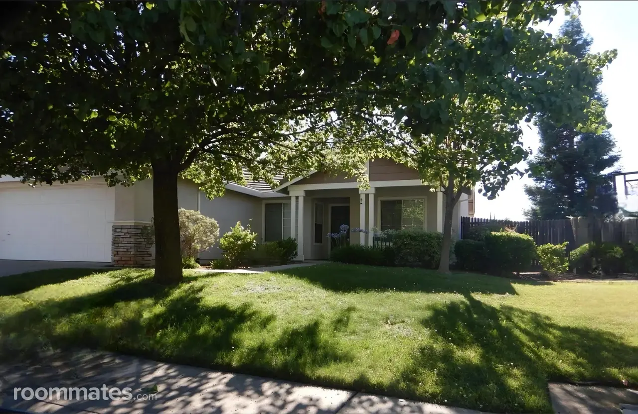 Profile photo 1 of 5