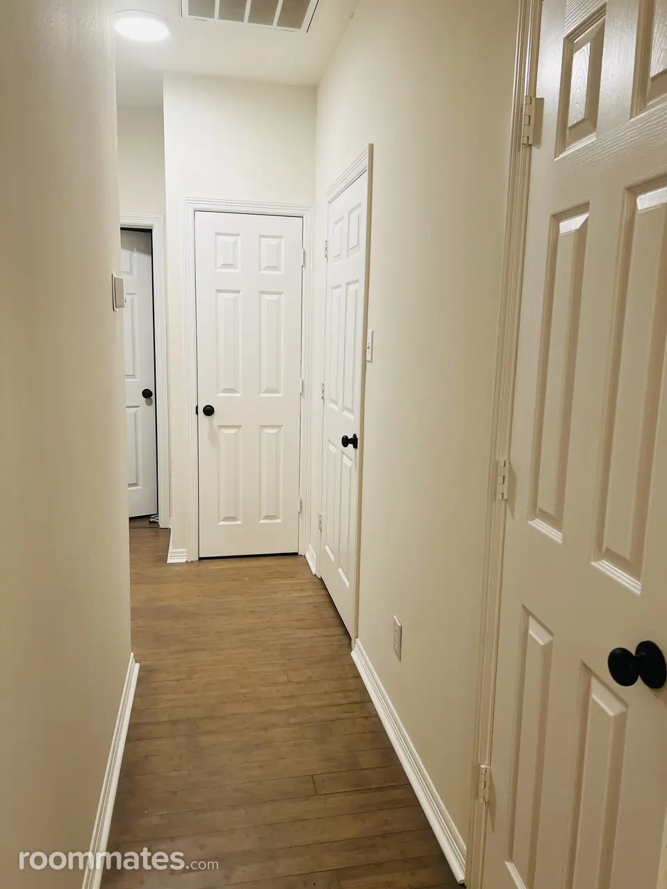 Profile photo 4 of 10