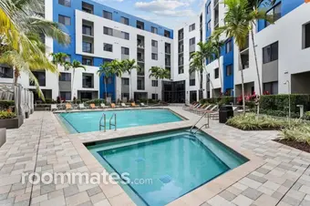Room for rent in Doral, FL $1500, apartment