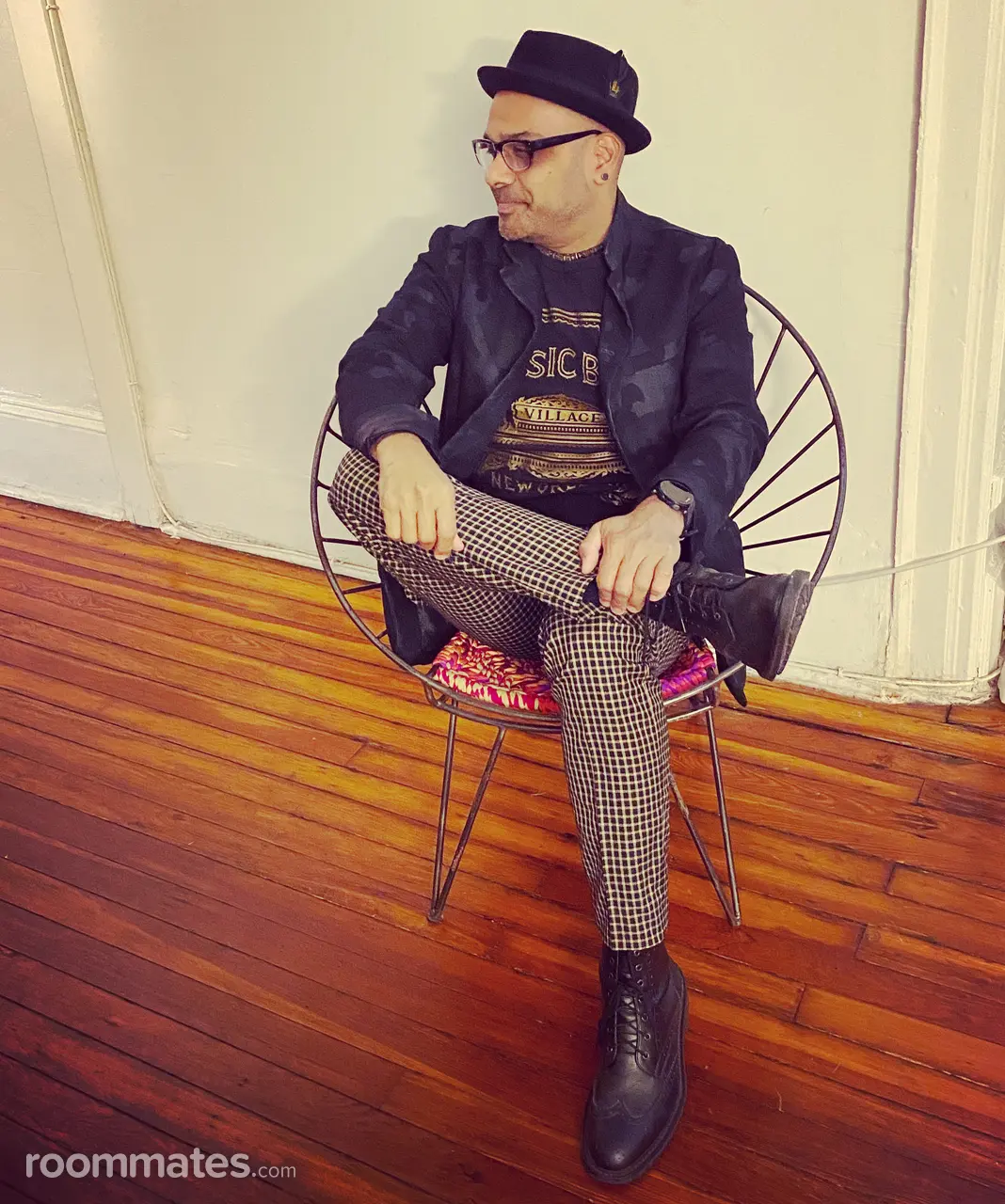 Profile photo 9 of 9