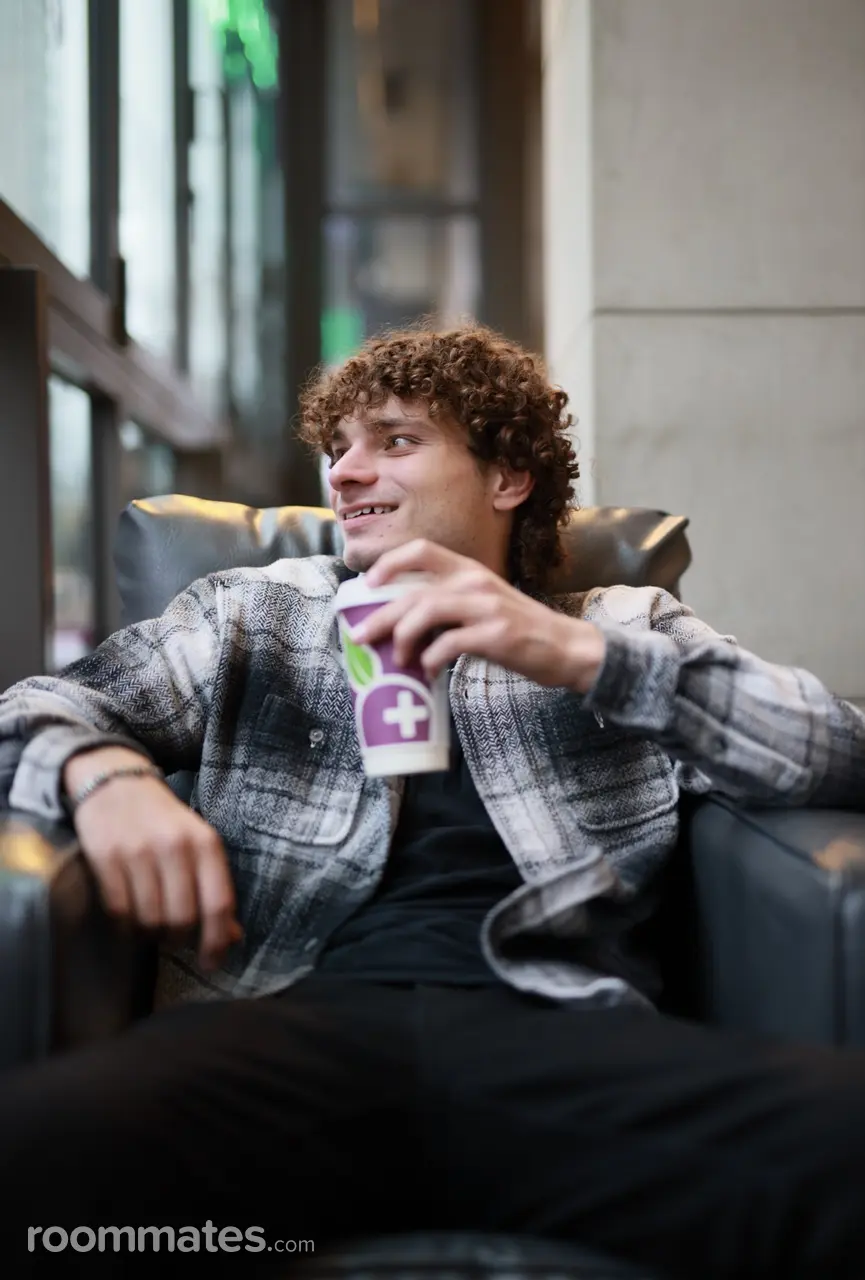 Profile photo 3 of 4