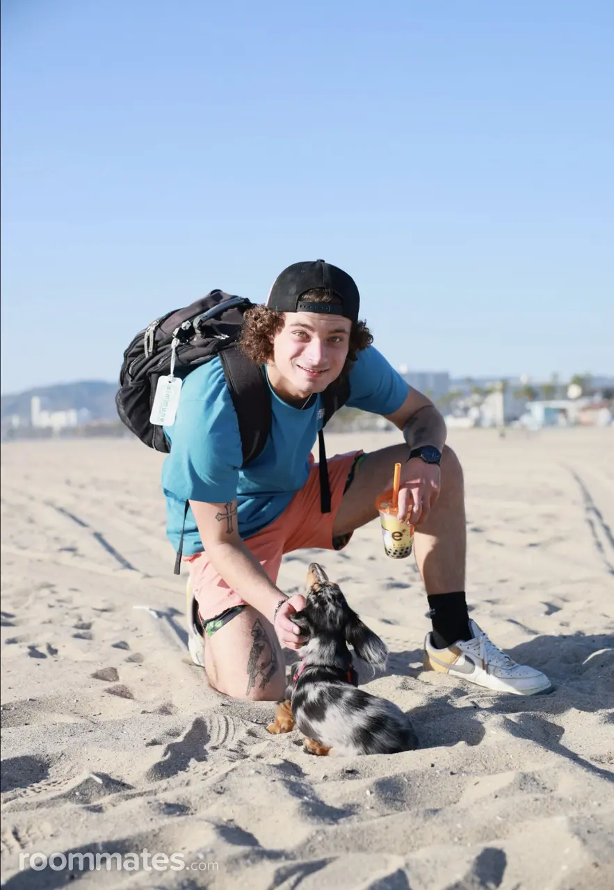 Profile photo 2 of 4