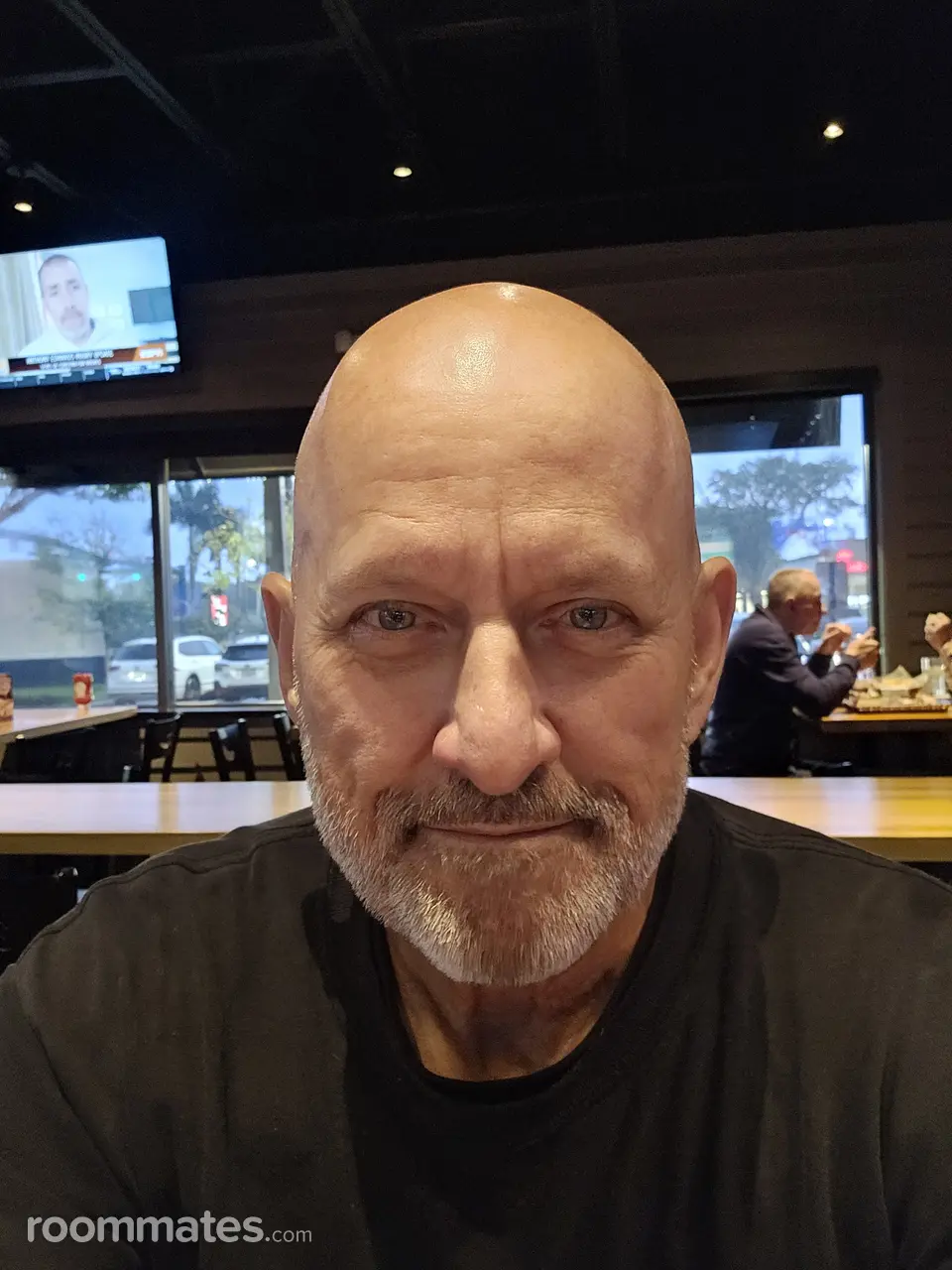 Profile photo 4 of 4