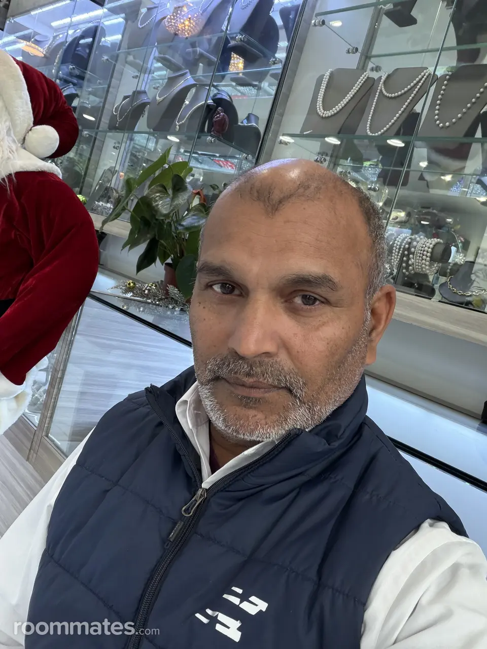 Profile photo 1 of 1