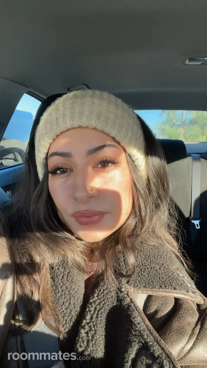 Profile photo 1 of 1