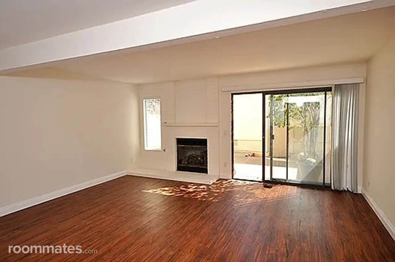 Profile photo 1 of 6