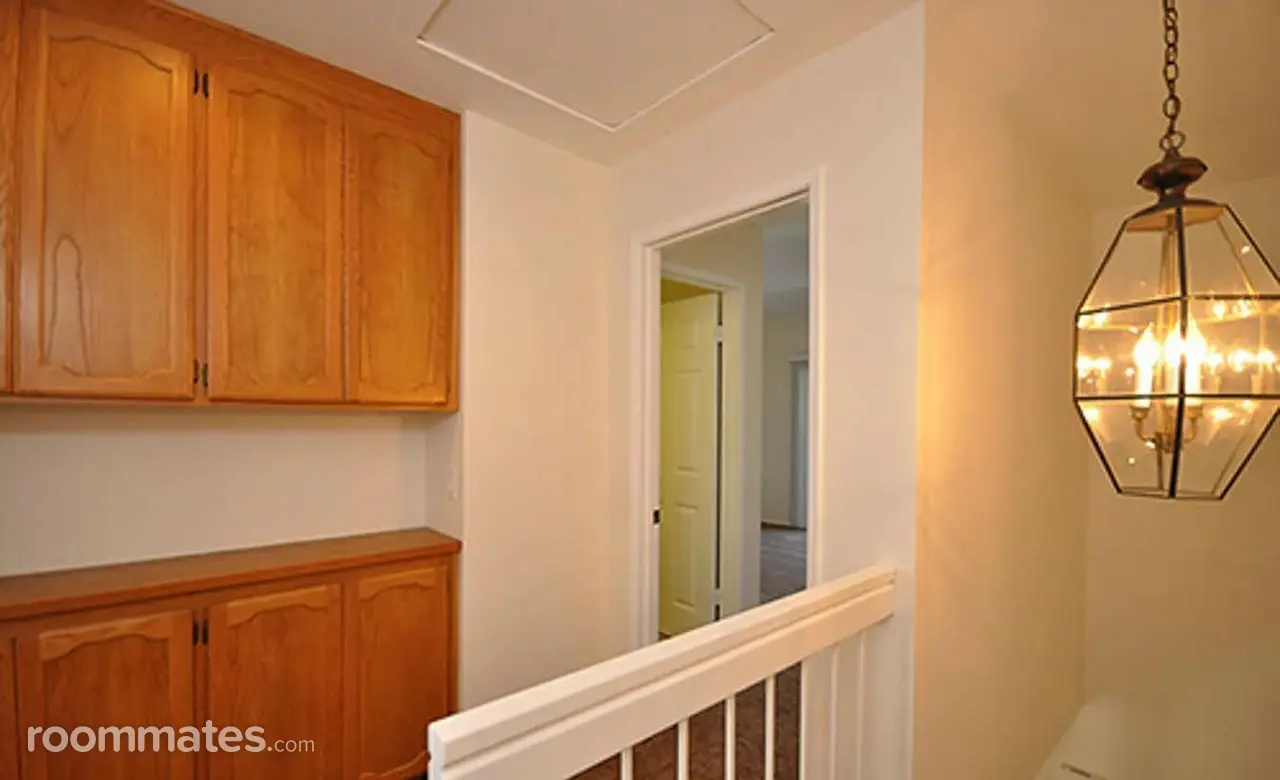 Profile photo 3 of 6