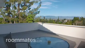 Room for rent in Woodland Hills, CA $1500, house