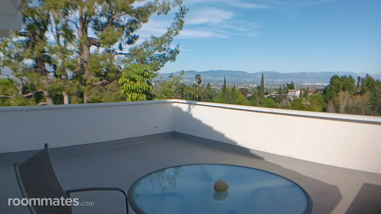 Profile photo 1 of 2