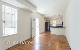 Room for rent in Philadelphia, PA $500, townhouse