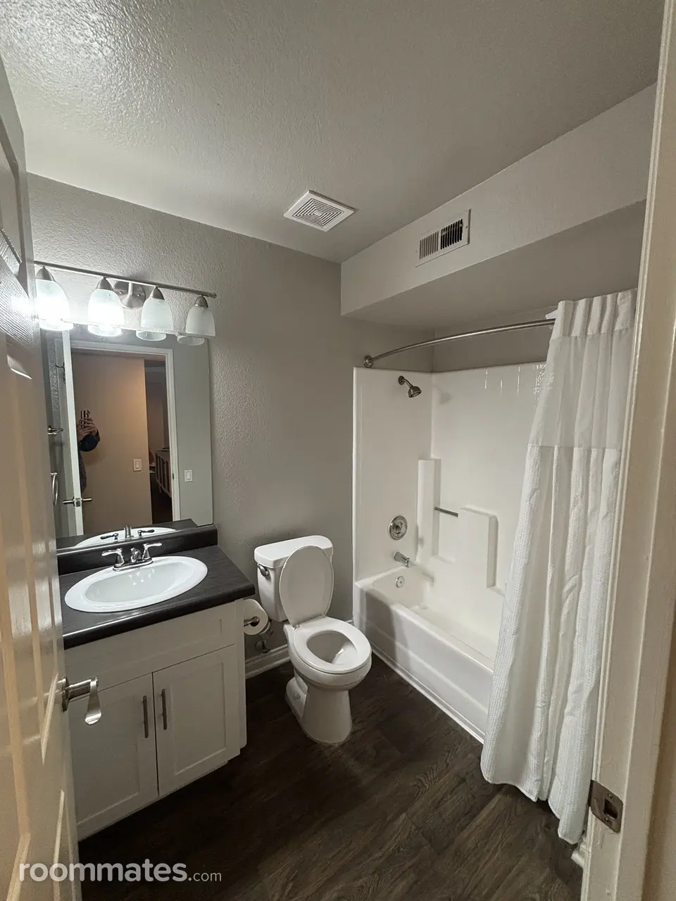 Profile photo 2 of 9