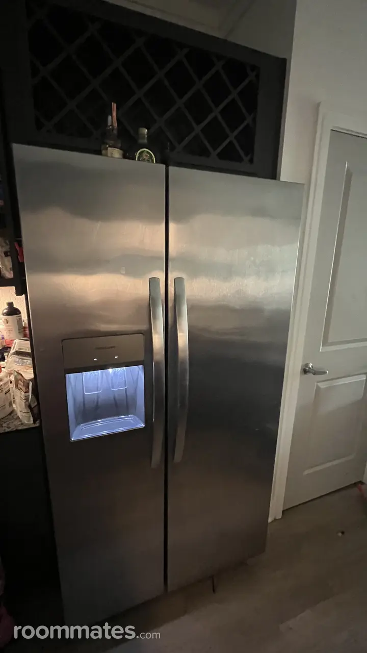 Profile photo 4 of 18