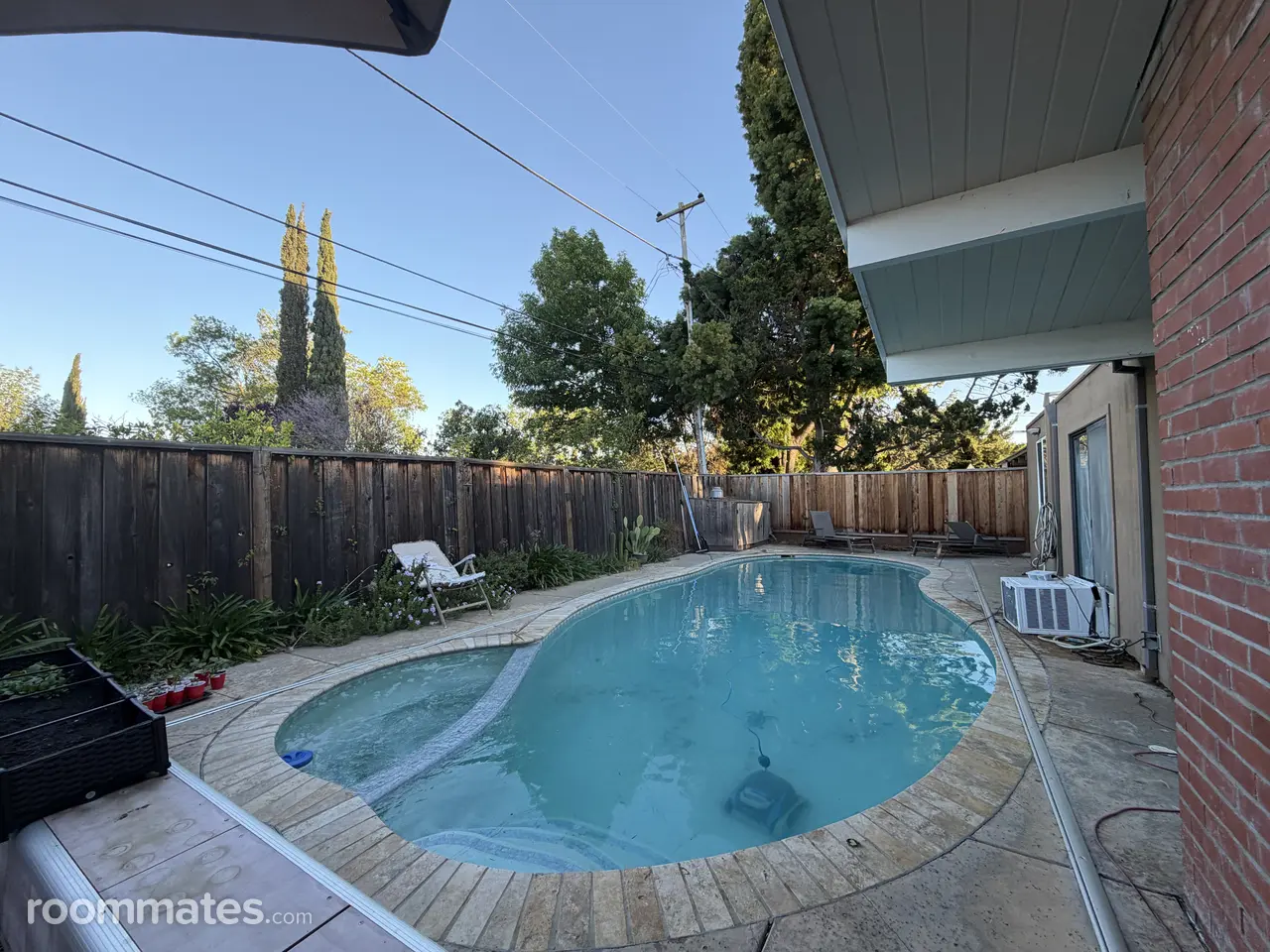 Profile photo 7 of 11