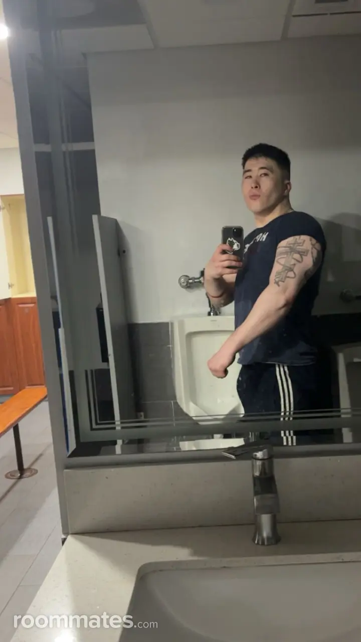 Profile photo 1 of 7