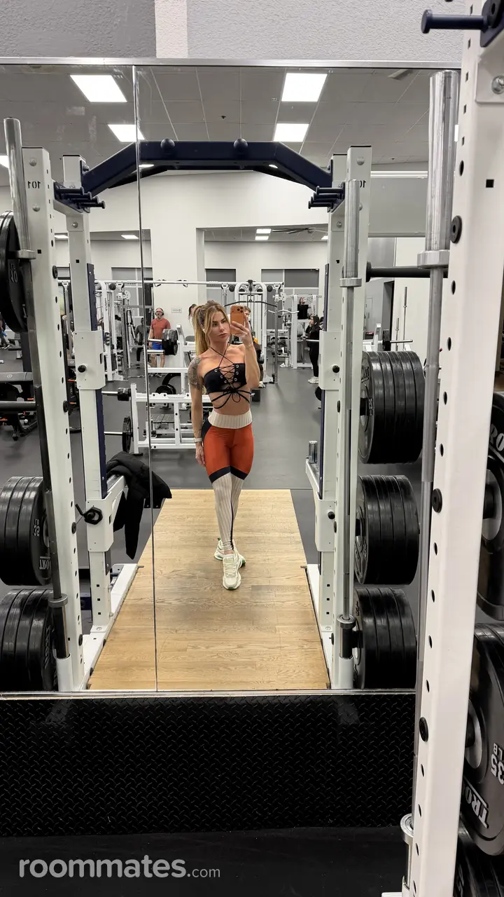 Profile photo 7 of 10