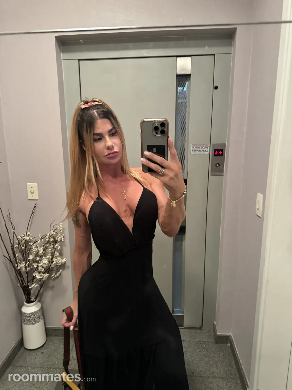 Profile photo 9 of 10