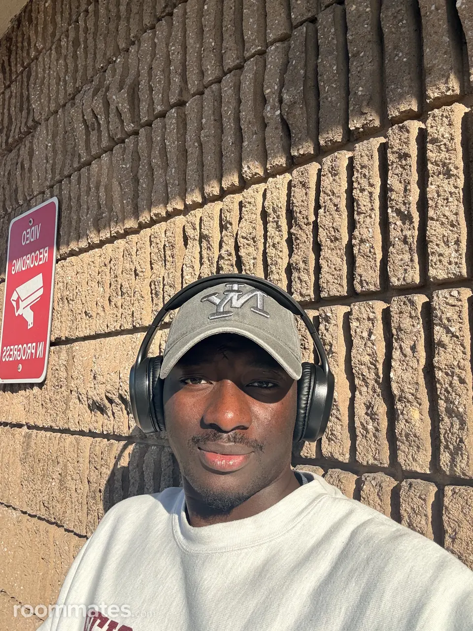 Profile photo 6 of 6