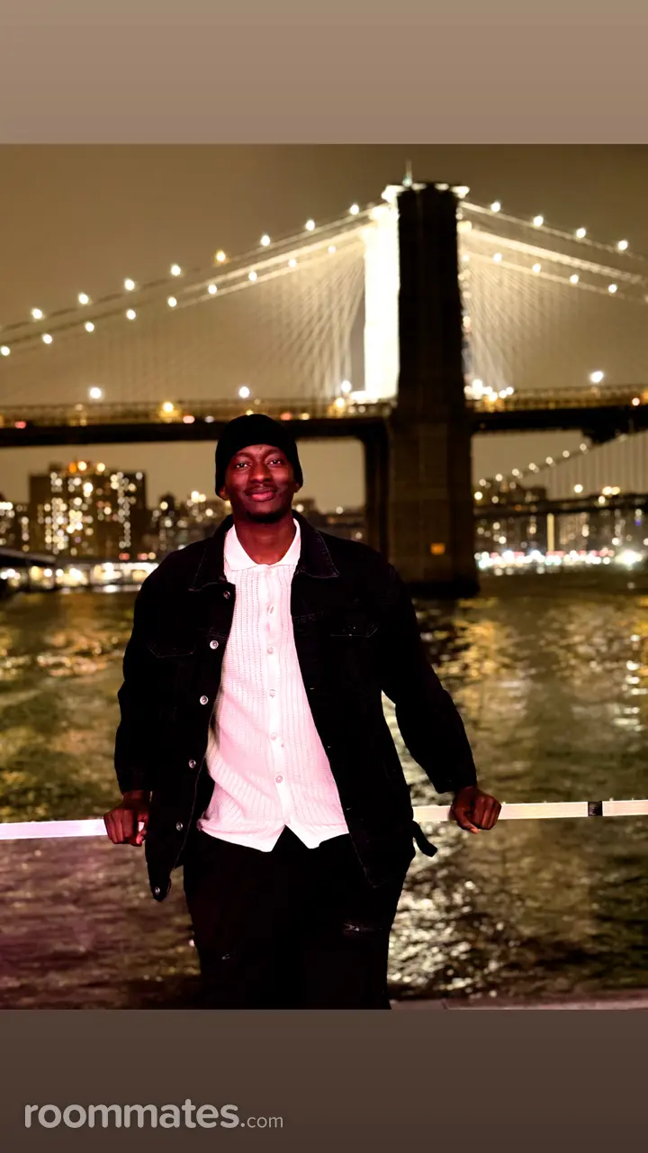 Profile photo 1 of 6