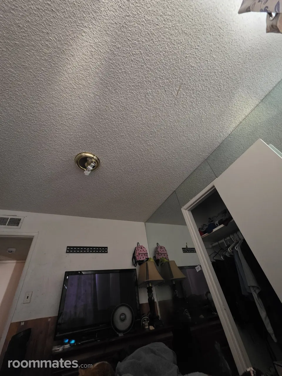 Profile photo 1 of 4