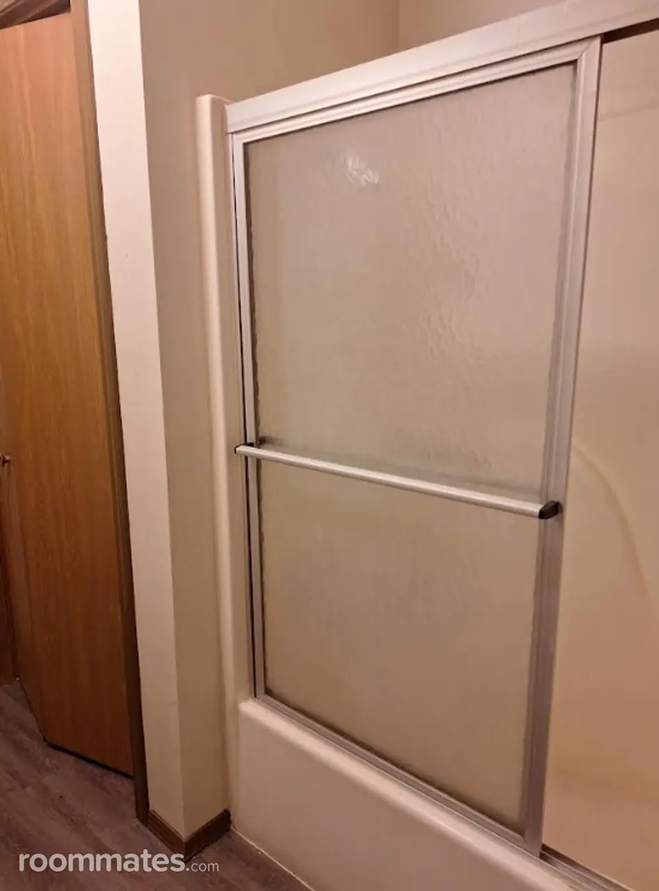 Profile photo 4 of 6