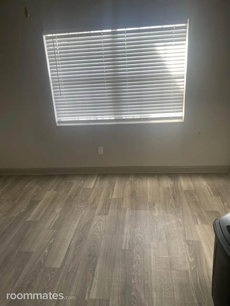 Profile photo 3 of 6