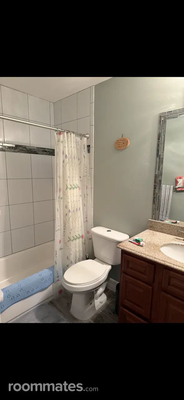 Profile photo 1 of 11