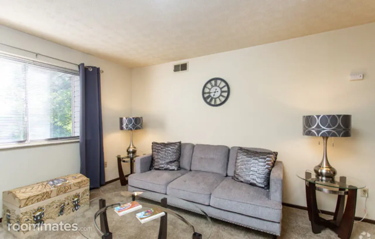 Profile photo 4 of 5