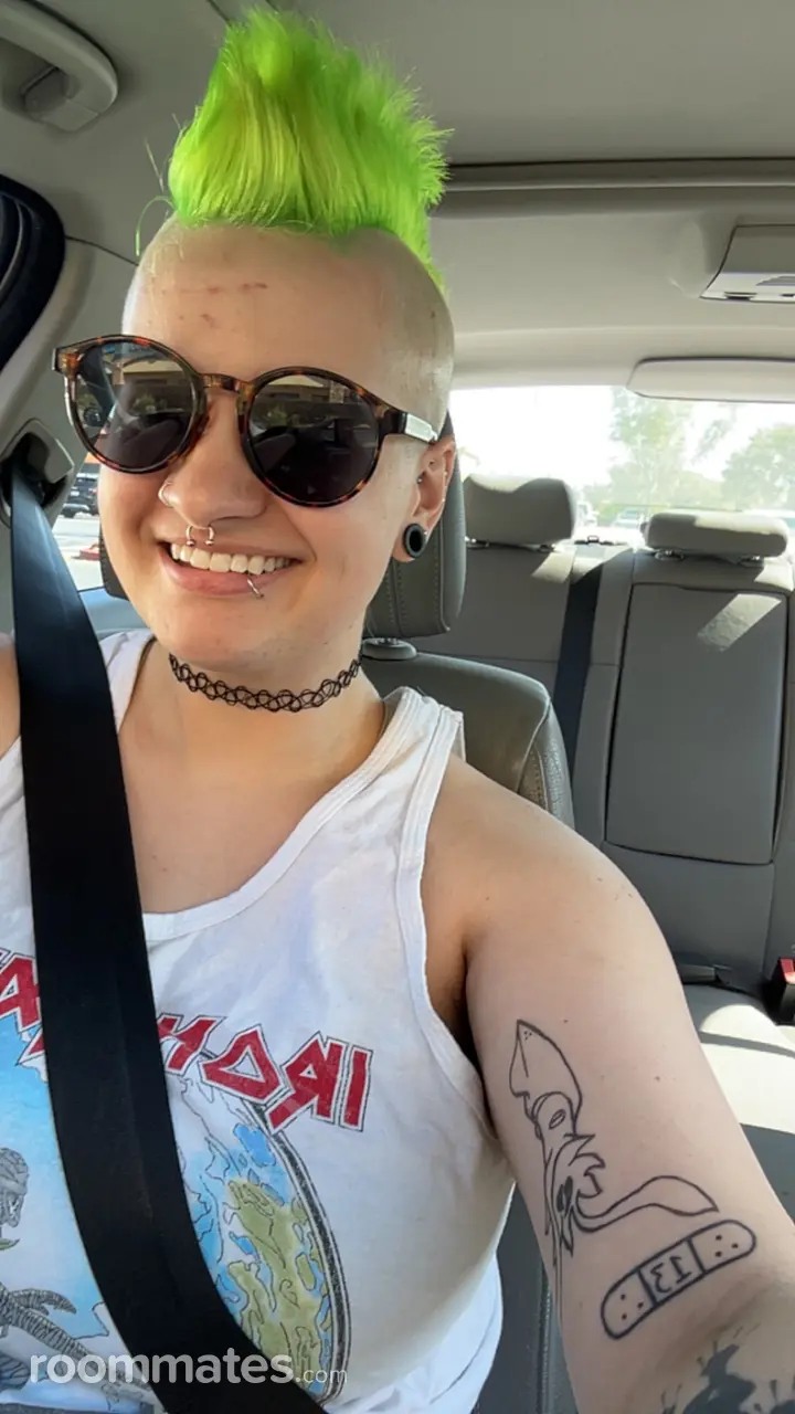 Profile photo 2 of 6