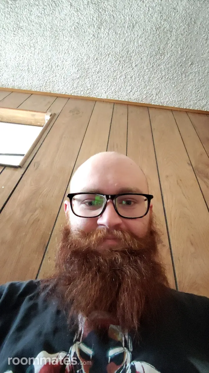 Profile photo 1 of 1