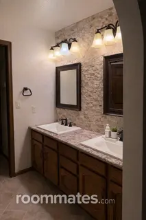 Room for rent in Mesa, AZ $950, house