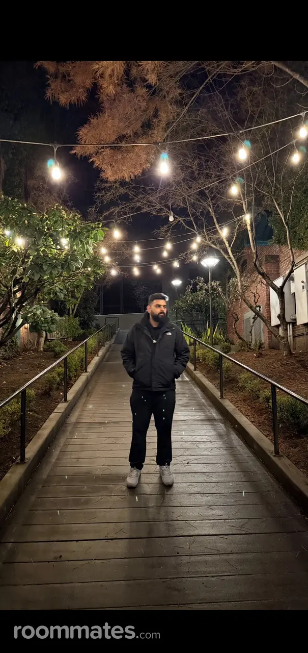 Profile photo 3 of 4